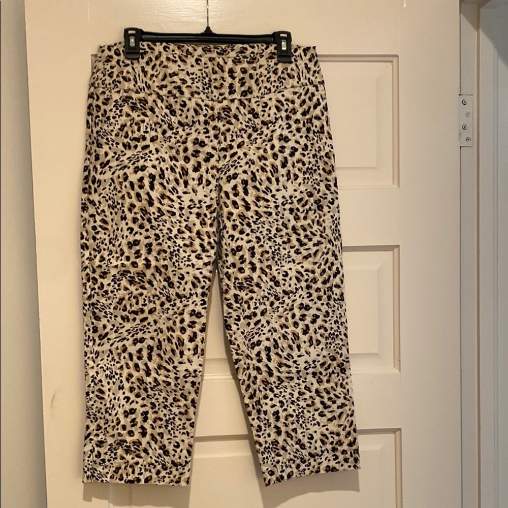Zac & Rachel Leopard Print Capris